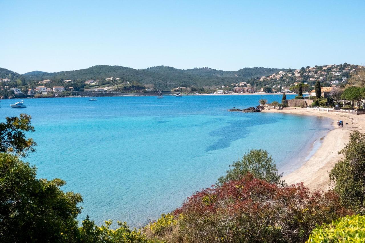 Agay Cap Esterel Village Allee Fleurs - F2 Clim Vue Golf Et Mer - Grande Terrasse Plein Sud Saint-Raphael  Exterior photo
