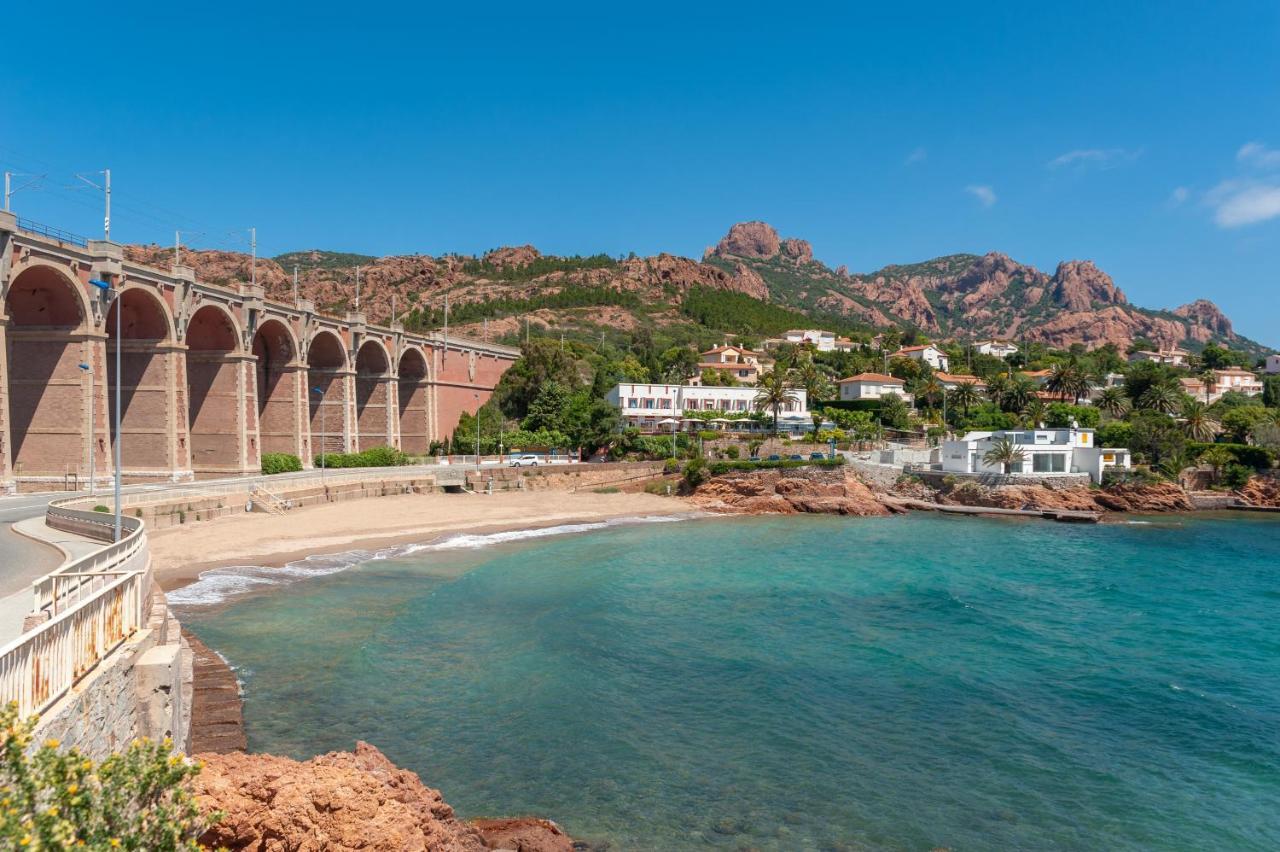 Agay Cap Esterel Village Allee Fleurs - F2 Clim Vue Golf Et Mer - Grande Terrasse Plein Sud Saint-Raphael  Exterior photo