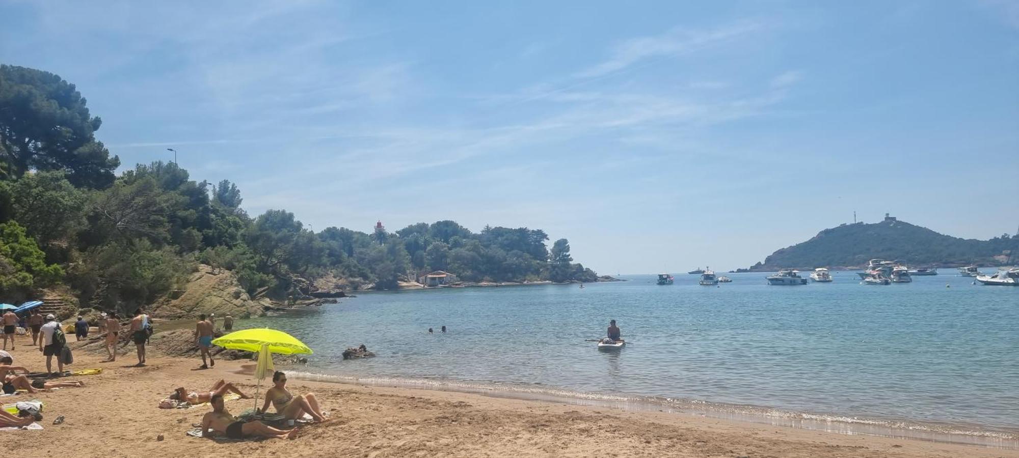 Agay Cap Esterel Village Allee Fleurs - F2 Clim Vue Golf Et Mer - Grande Terrasse Plein Sud Saint-Raphael  Exterior photo