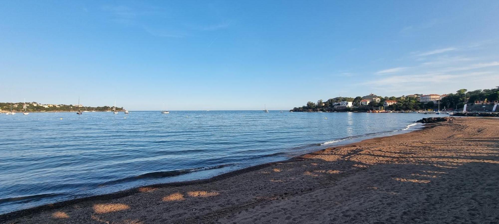 Agay Cap Esterel Village Allee Fleurs - F2 Clim Vue Golf Et Mer - Grande Terrasse Plein Sud Saint-Raphael  Exterior photo